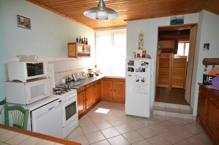 MAISON à vendre sur CHANTONNAY avec 5 pièces