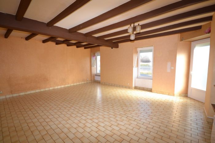 MAISON à vendre sur CHANTONNAY avec 3 pièces