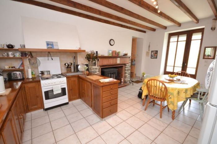 A vendre MAISON sur secteur STE HERMINE avec 160 m² de surface habitable