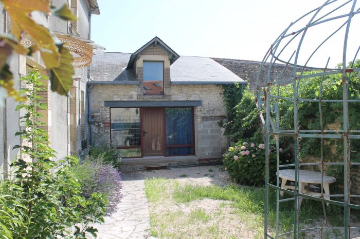 Maison de Matre à vendre CHANTONNAY au prix de 196100 euros