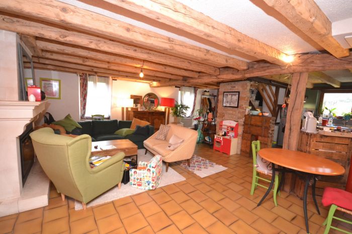 MAISON achat vente CHANTONNAY M5720