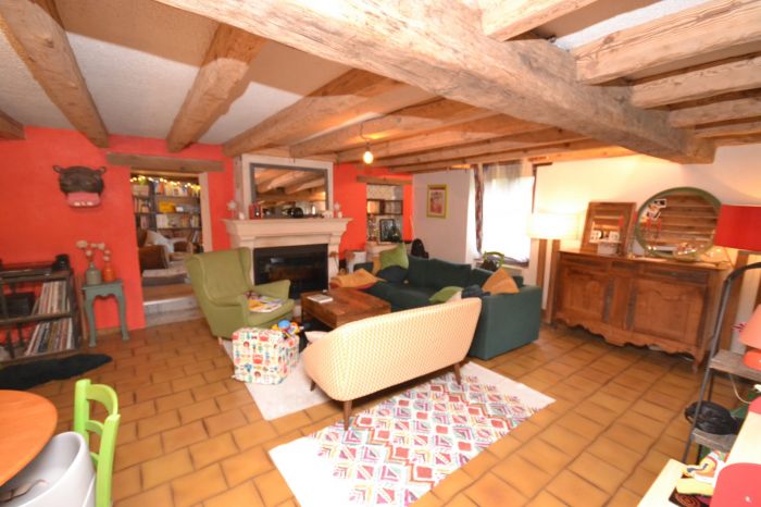 MAISON à vendre sur CHANTONNAY avec 5 pièces