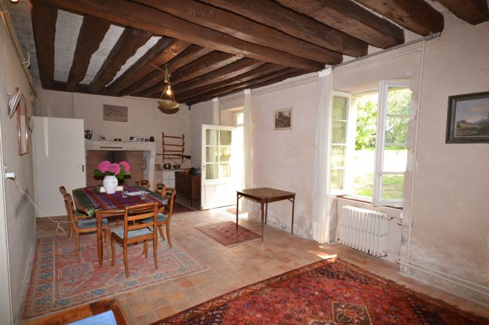 MAISON à vendre sur CHANTONNAY avec 9 pièces