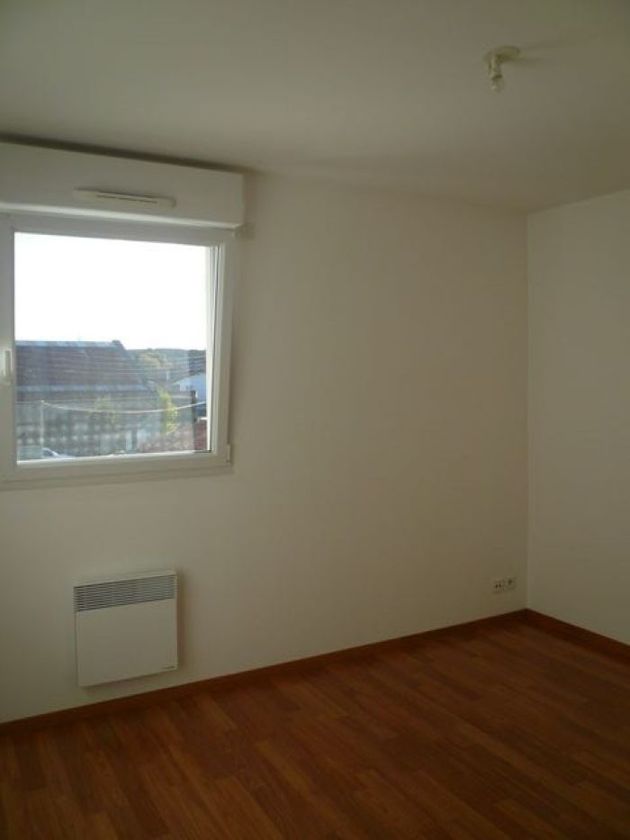 APPARTEMENT en vente sur CHANTONNAY L0289 au prix de 665 euros