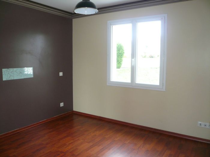 MAISON photos des pièces du bien L0486 au prix de 790 euros