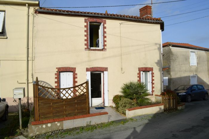 MAISON à vendre ROCHETREJOUX 