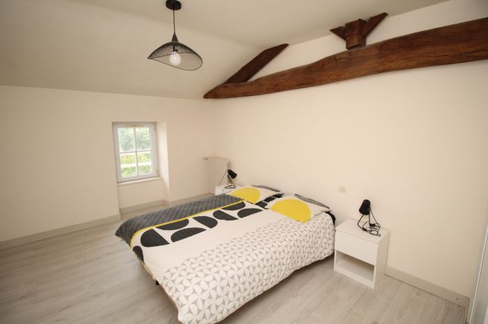 MAISON à vendre sur MOUCHAMPS avec 4 pièces