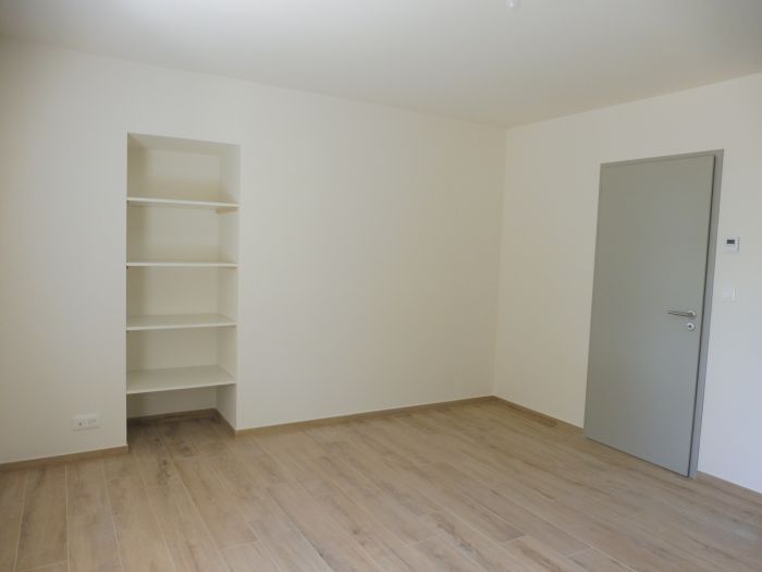 Axe BOURNEZEAU / STE HERMINE, magnifique maison de ferme rén SAINTE-PEXINE immobilier à vendre au prix de 1075 euros