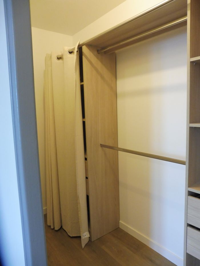 SAINTE-CECILE, dans petit bourg à 10 km de CHANTONNAY à vendre SAINTE-CéCILE au prix de 500 euros