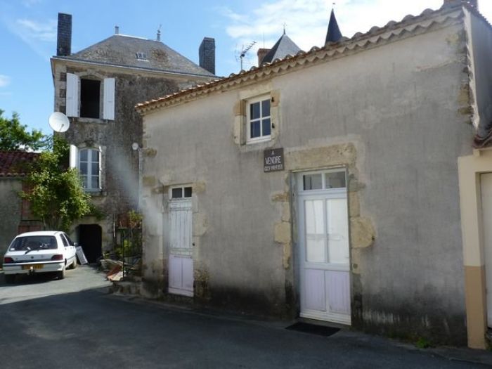 MAISON à vendre sur CHANTONNAY avec 6 pièces