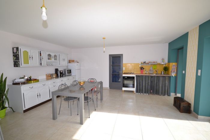 MAISON achat vente CHANTONNAY M5892
