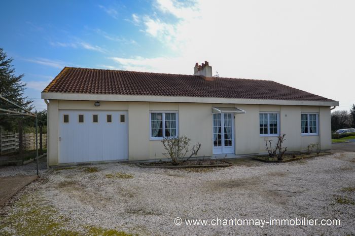 Maison de plain-pied proche centre ville de CHANTONNAY à vendre CHANTONNAY au prix de 138450 euros