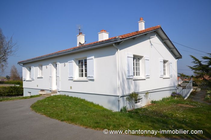 MAISON en vente sur CHANTONNAY M5955 au prix de 190800 euros