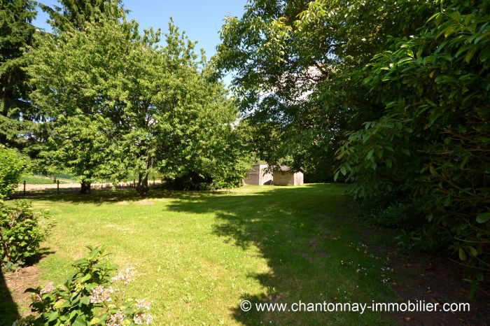 Maison de plain-pied bel environnement proche commerces LA CAILLERE ST HILAIRE immobilier à vendre au prix de 101650 euros