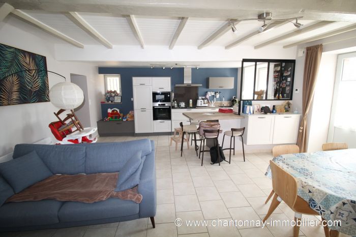 MAISON achat vente CHANTONNAY M5968