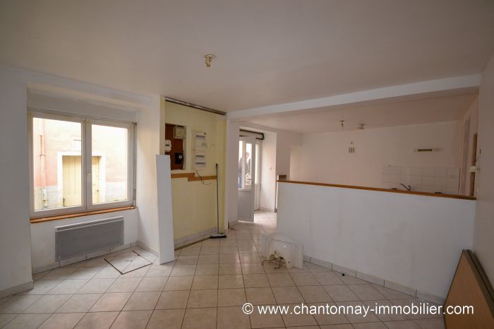 MAISON achat vente CHANTONNAY M5974