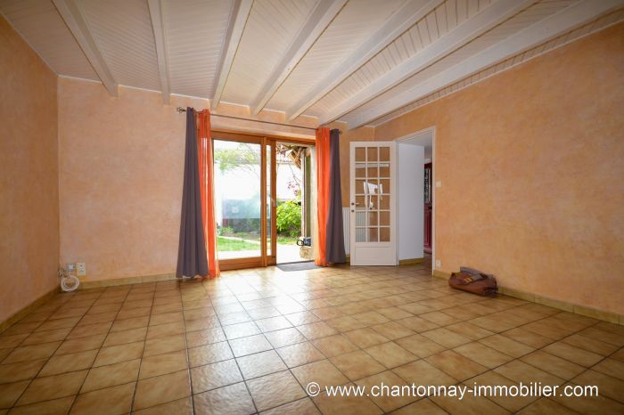 MAISON achat vente CHANTONNAY M5977