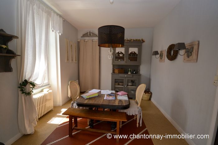 MAISON achat vente CHANTONNAY M5982