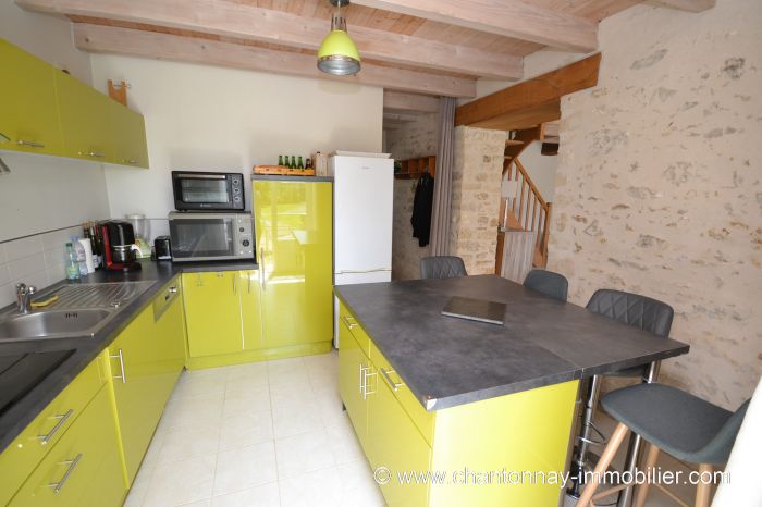 MAISON à vendre sur CHANTONNAY avec 3 pièces