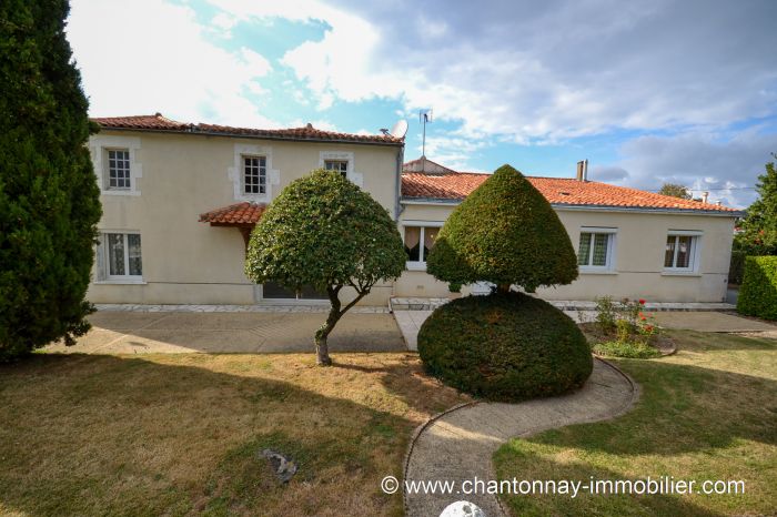 MAISON à vendre POUZAUGES 