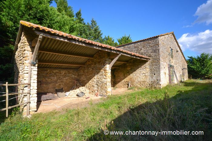 MAISON achat vente CHANTONNAY M6031