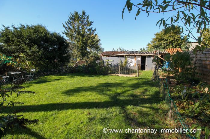 Jolie maison de bourg pleine de charme offrant de beaux vol CHANTONNAY immobilier à vendre au prix de 149100 euros