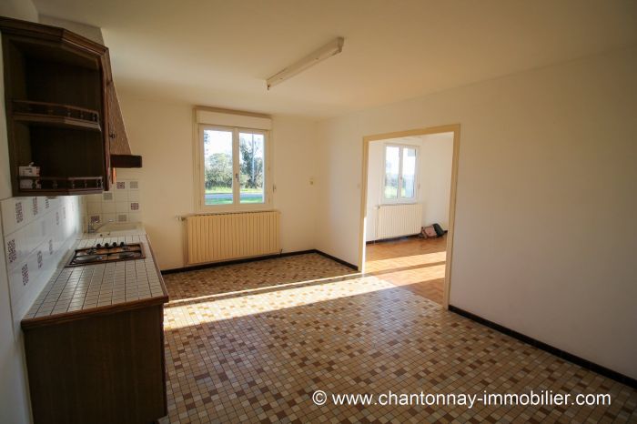 A vendre MAISON sur secteur POUZAUGES avec 90 m² de surface habitable