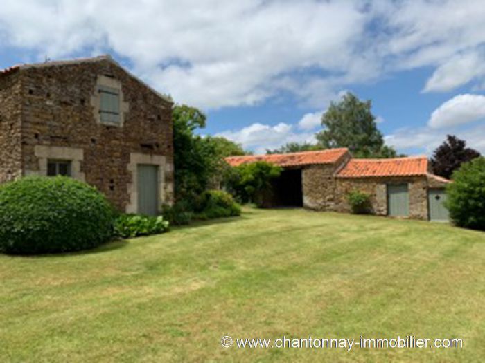 MAISON achat vente CHANTONNAY M6077