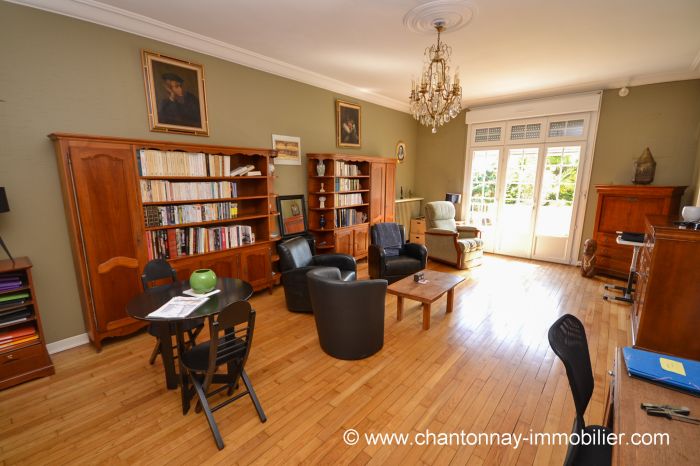 MAISON à vendre sur CHANTONNAY avec 5 pièces