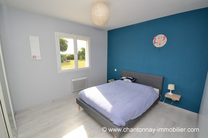 Annonces immobilières CHANTONNAY - Charmante maison de plain-pied 4-5 chambres CHANTONNAY 248000 euros