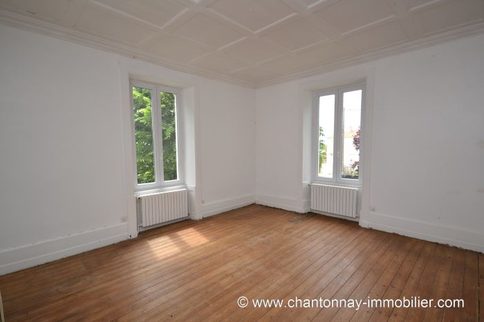 MAISON achat vente CHANTONNAY M6141