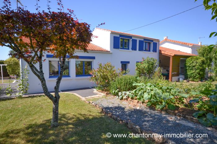 CHANTONNAY - Charmante maison idalement situe - Proche cen CHANTONNAY immobilier à vendre au prix de 230000 euros