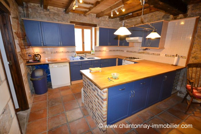 MAISON en vente sur CHANTONNAY M6163 au prix de 180200 euros