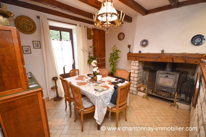 A vendre MAISON sur secteur CHANTONNAY avec 111.4 m² de surface habitable