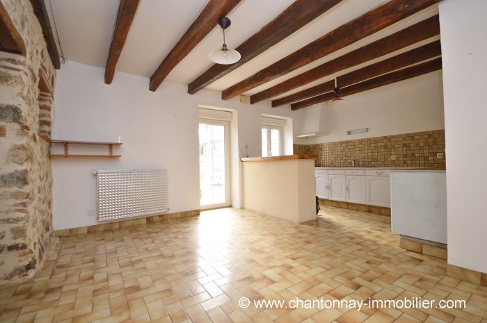 MAISON achat vente CHANTONNAY M6240