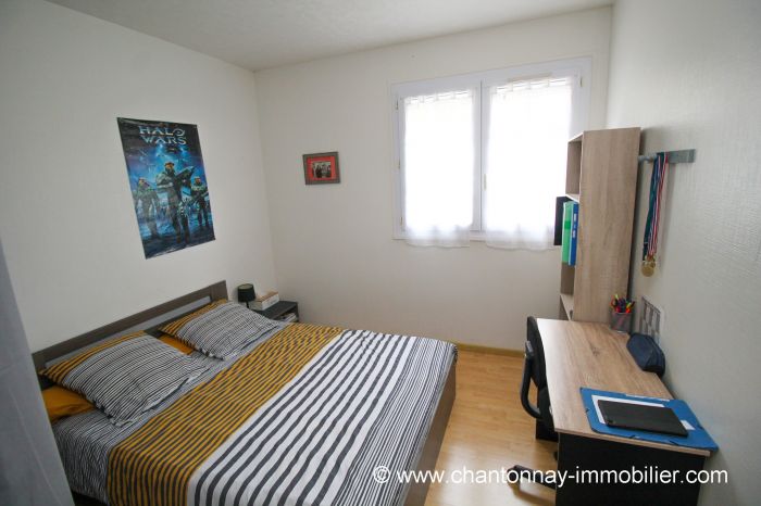 EXCLUSIVITE ! Trs agrable maison de plain-pied à vendre SIGOURNAIS au prix de 196100 euros