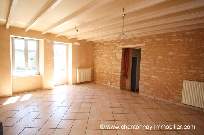 MAISON achat vente CHANTONNAY M6264