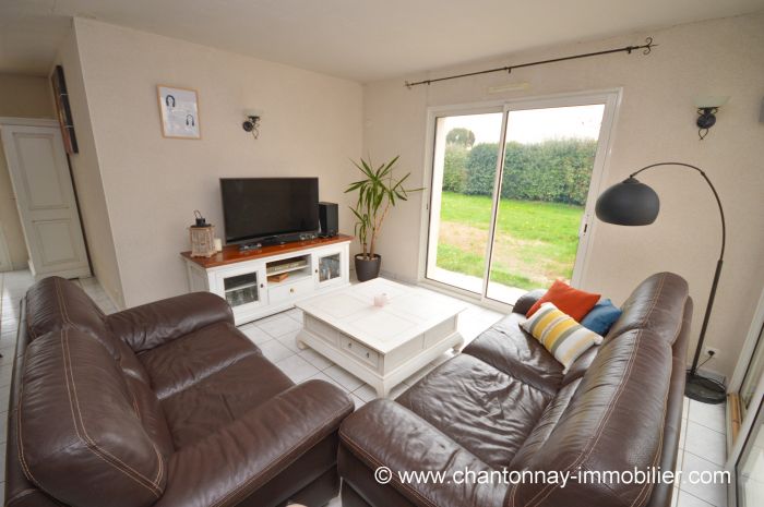 MAISON achat vente CHANTONNAY M6267
