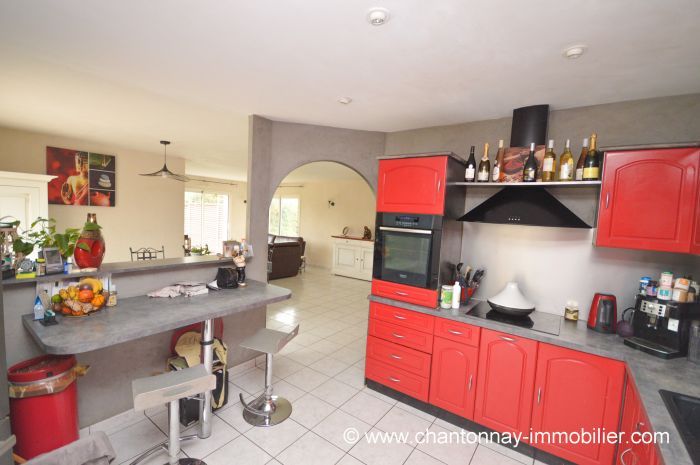 MAISON en vente sur CHANTONNAY M6267 au prix de 346500 euros