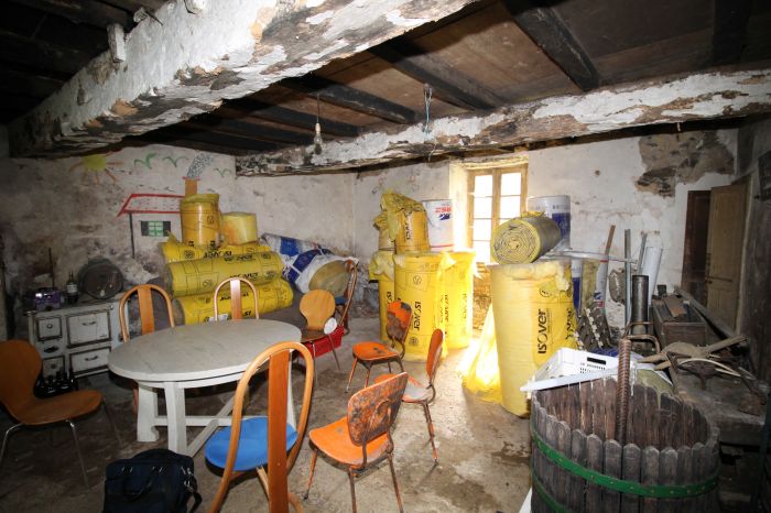MAISON achat vente CHANTONNAY M6275