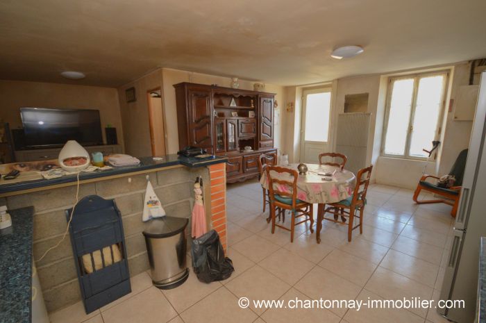MAISON à vendre sur CHANTONNAY avec 4 pièces