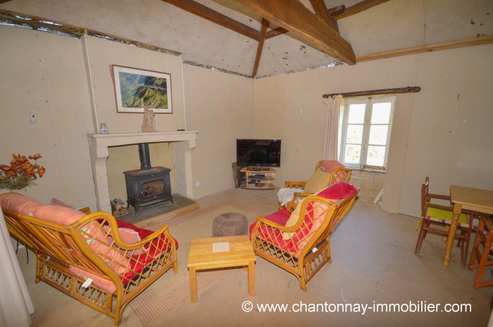 A vendre MAISON sur secteur MOUCHAMPS avec 70 m² de surface habitable