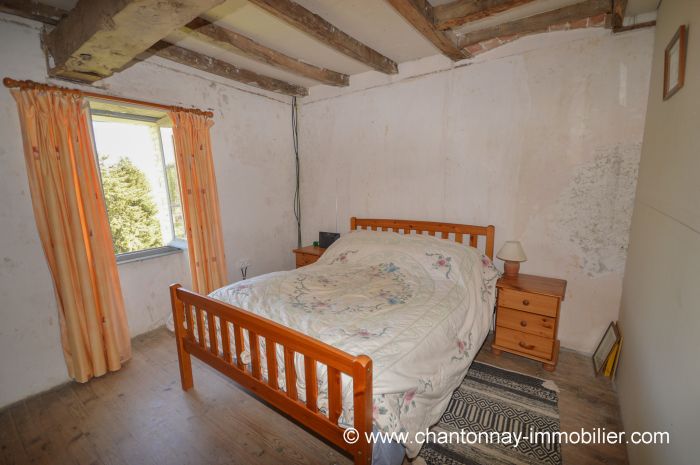 MOUCHAMPS - Maison ancienne,  rnover - Idale pour un gte MOUCHAMPS immobilier à vendre au prix de 55000 euros