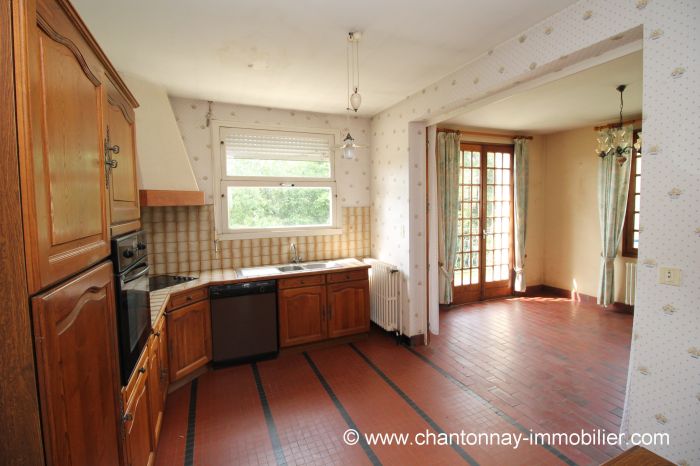 MAISON achat vente CHANTONNAY M6305