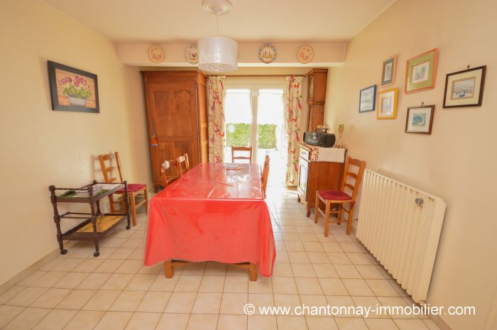 MAISON à vendre sur CHANTONNAY avec 5 pièces