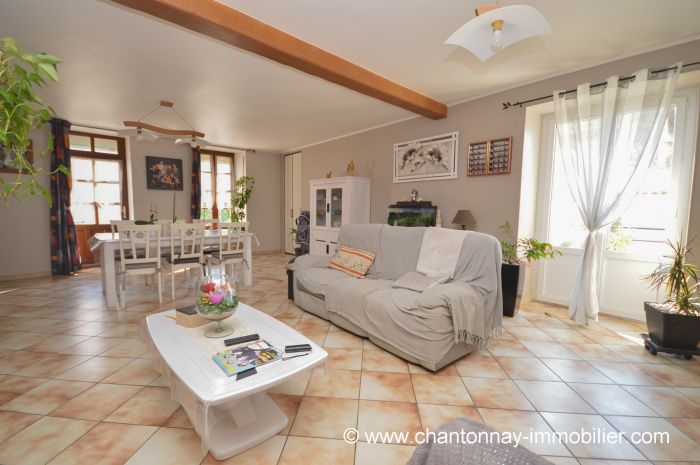 A vendre MAISON sur secteur CHANTONNAY avec 135 m² de surface habitable