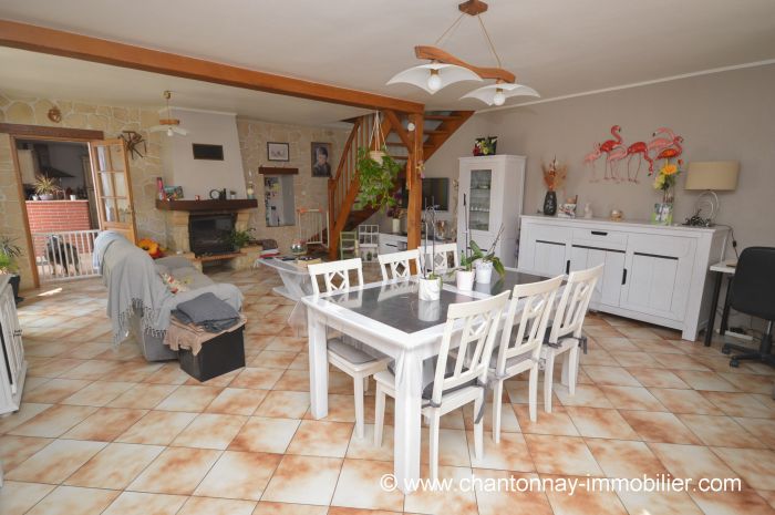 MAISON en vente sur CHANTONNAY M6312 au prix de 274800 euros