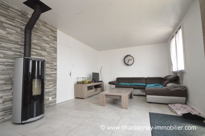 MAISON à vendre sur CHANTONNAY avec 5 pièces