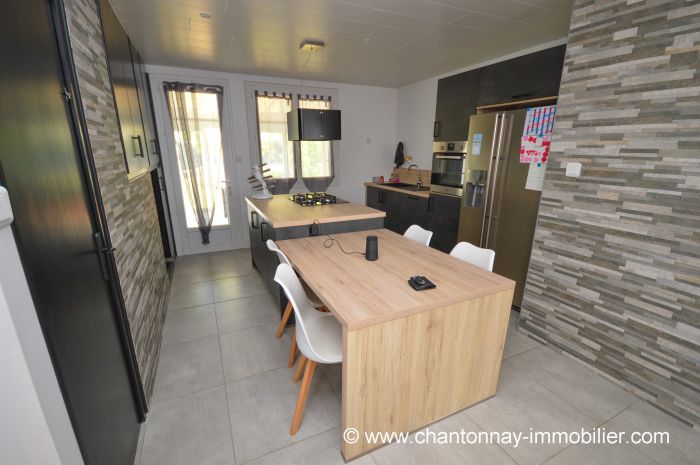 A vendre MAISON sur secteur CHANTONNAY avec 97 m² de surface habitable
