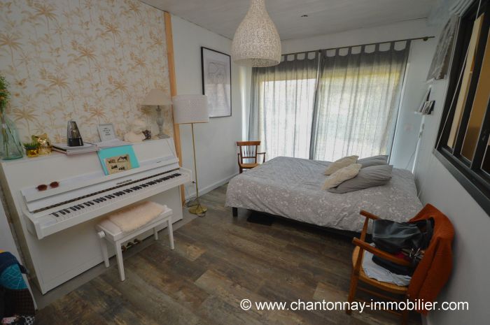 CHANTONNAY - Jolie maison de plain-pied de type 5 CHANTONNAY immobilier à vendre au prix de 242000 euros